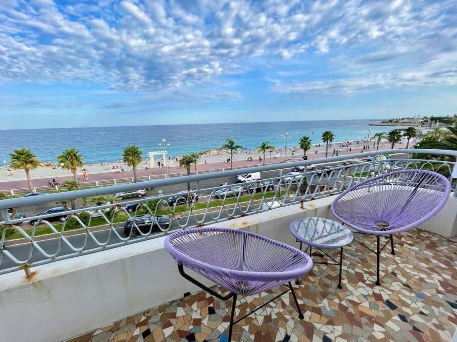 Beach Front, Superbe Appartement Pour 4 Personnes Nizza Exterior foto