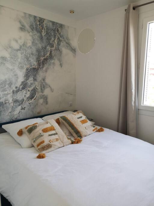 Beach Front, Superbe Appartement Pour 4 Personnes Nizza Exterior foto